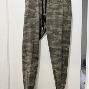 ZYIA Green Camouflage Joggers